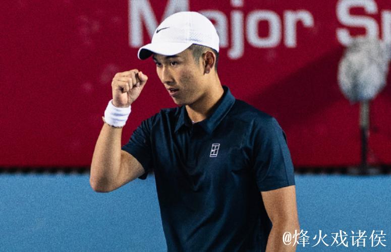 商竣程直落两盘击败索内戈 闯入香港网球公开赛八强 商竣程直落两盘击败索内戈 闯入香港网球公开赛八强